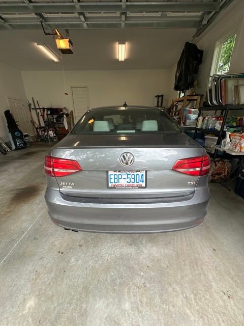 Used 2015 Volkswagen Jetta Sport FWD image 9