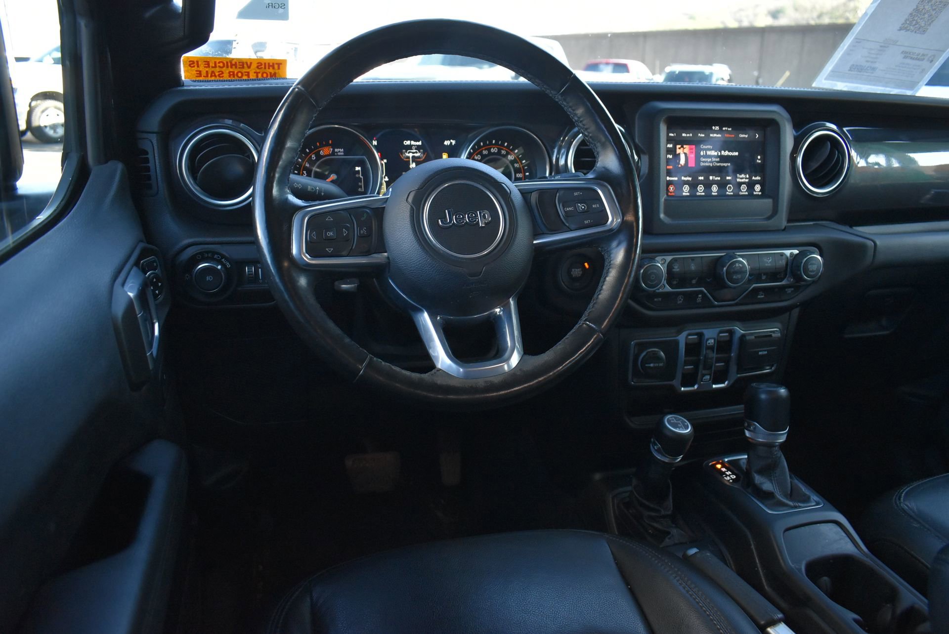 Used 2021 Jeep Wrangler Unlimited Sahara image 16