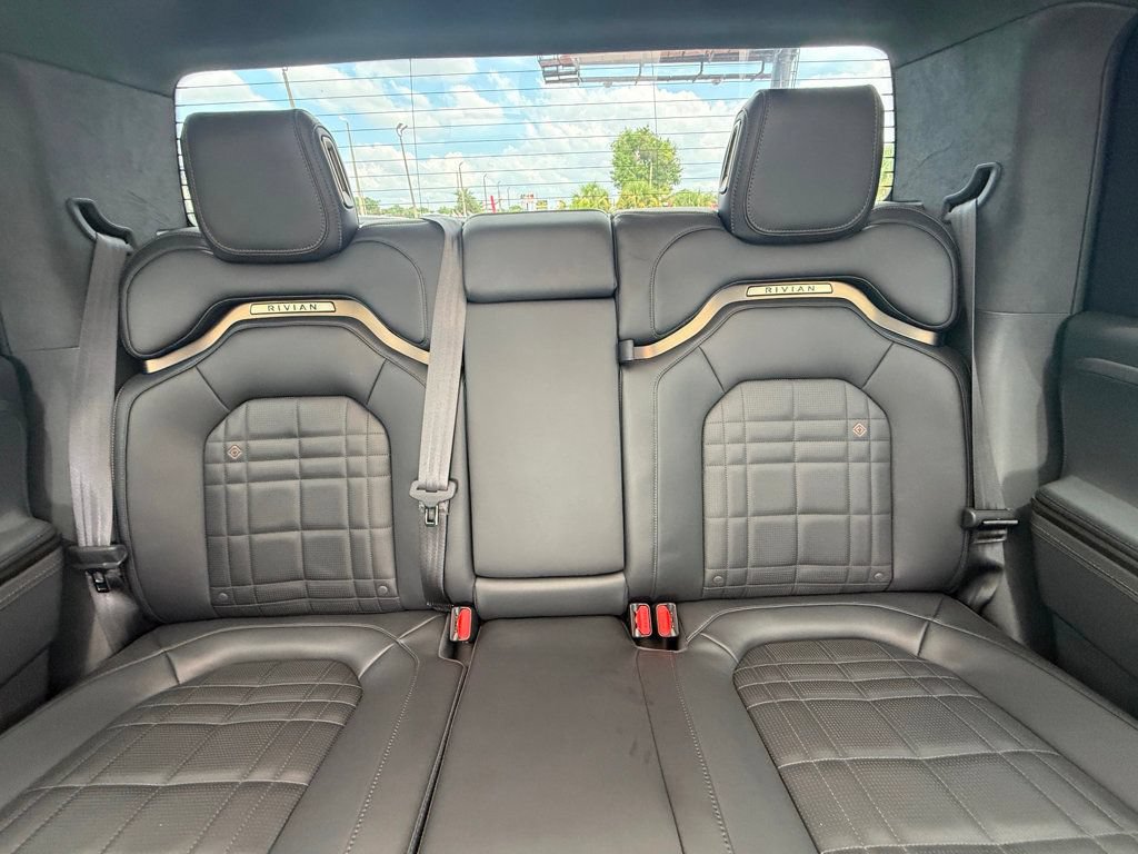 Used 2026 Rivian R1T Premium AWD/4WD image 22