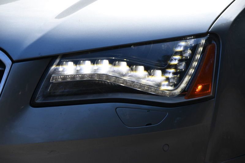 Used 2013 Audi A8 3.0T image 4