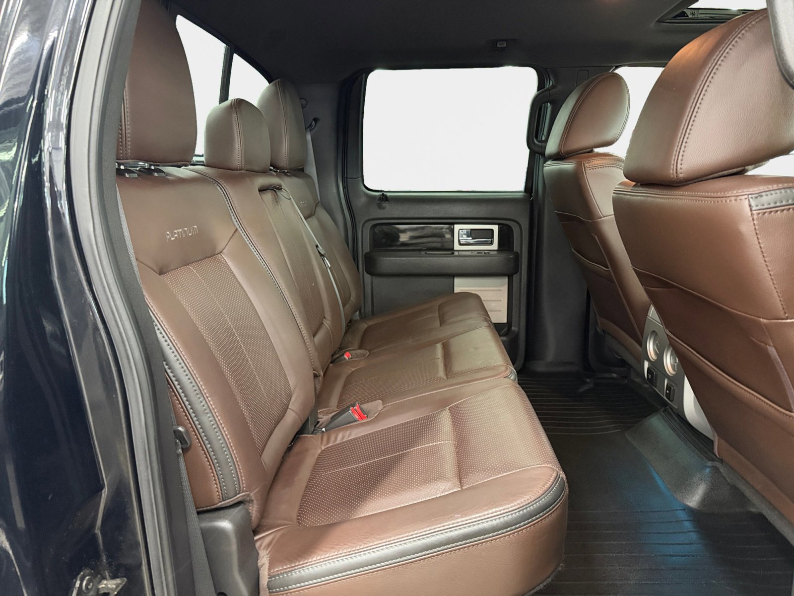 Used 2011 Ford F150 Platinum image 11