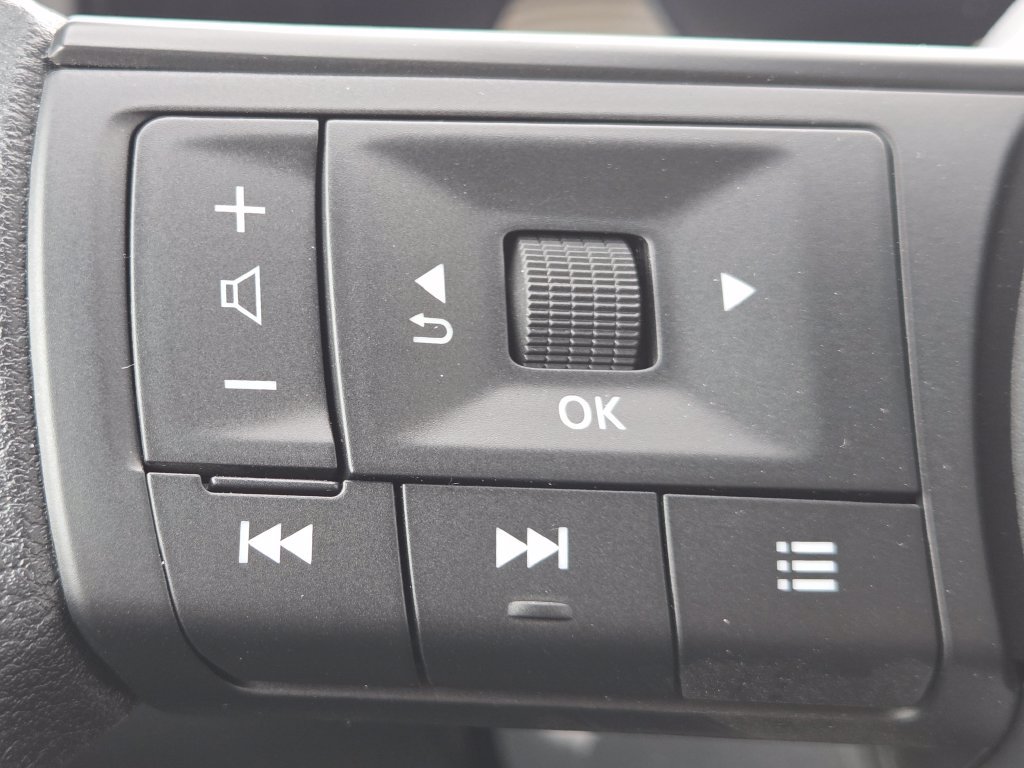 New 2026 Nissan Kicks SV w/ Cold Weather Package AWD/4WD image 10