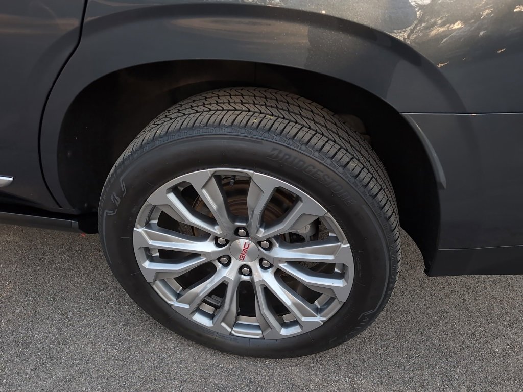 Used 2021 GMC Yukon Denali w/ Denali Ultimate Package image 20