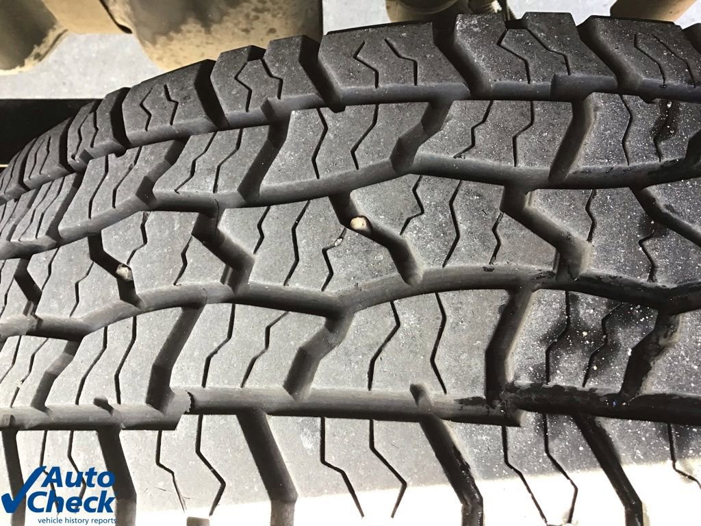 Used 2023 GMC Sierra 2500 AT4 w/ AT4 Premium Plus Package image 30