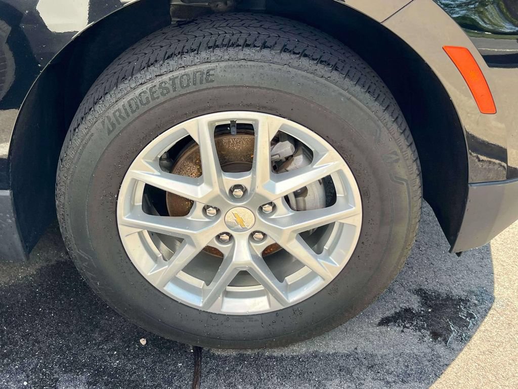 Used 2023 Chevrolet Equinox LT AWD/4WD image 8