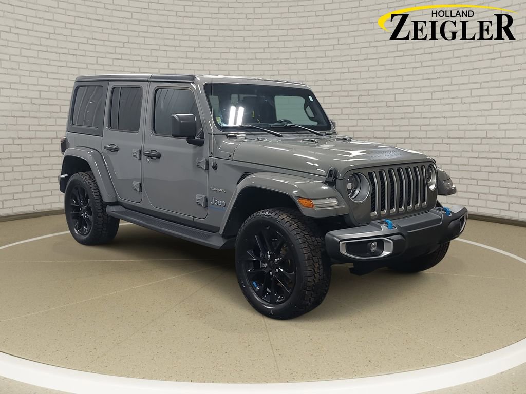 Used 2023 Jeep Wrangler Unlimited Sahara w/ Cold Weather Group image 3