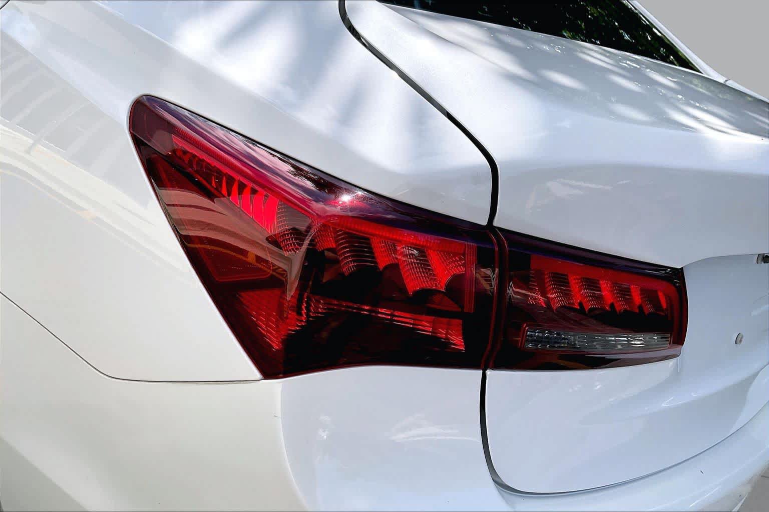 Used 2015 Acura TLX w/ Technology Package FWD image 28