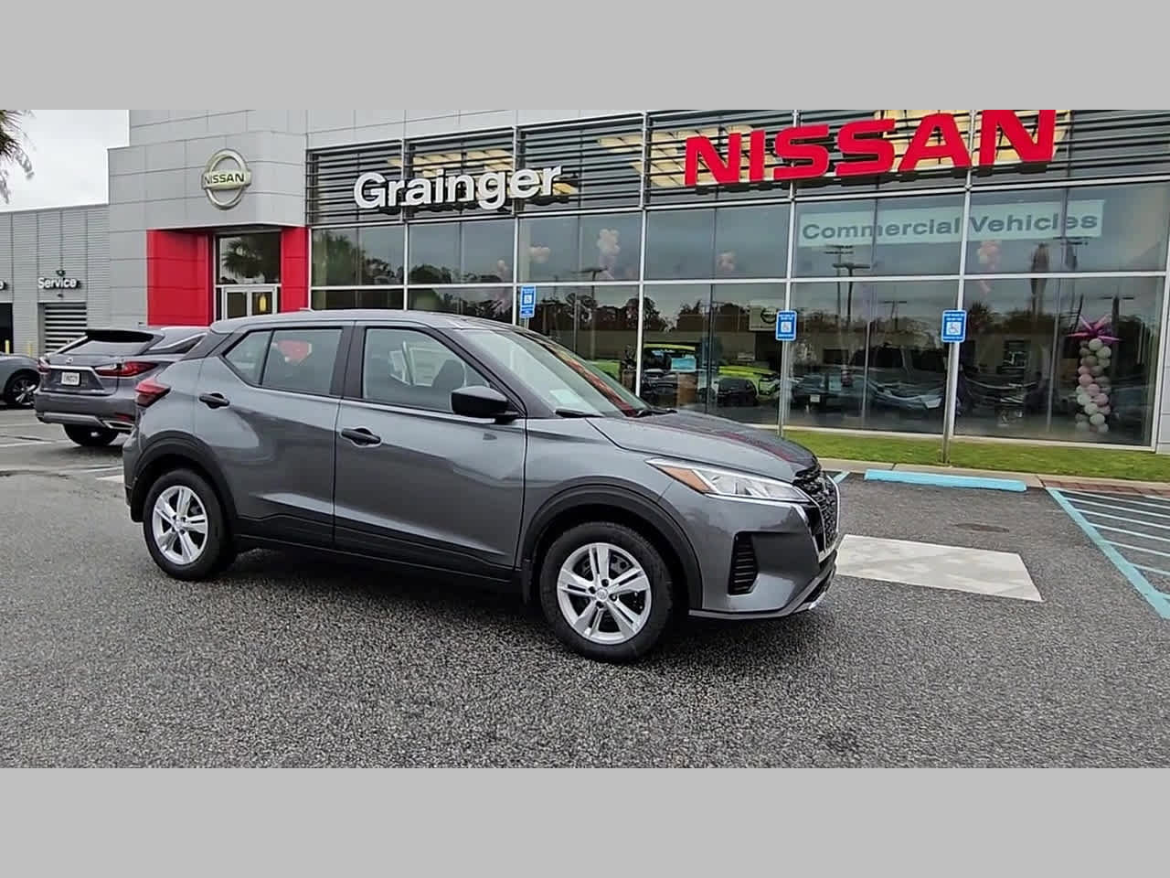 New 2025 Nissan Kicks Play S image 37