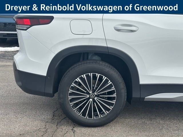 New 2026 Volkswagen Tiguan S image 9