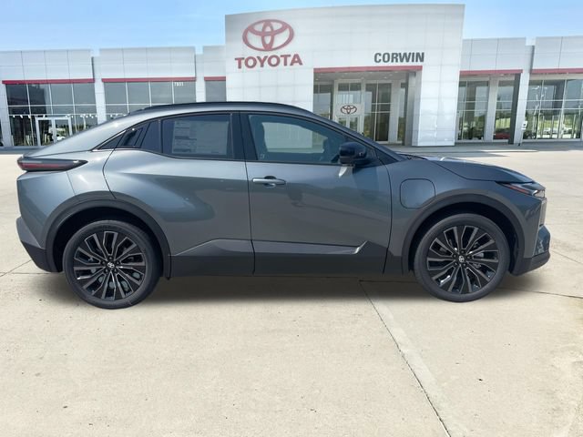 New 2026 Toyota C-HR AWD/4WD image 7