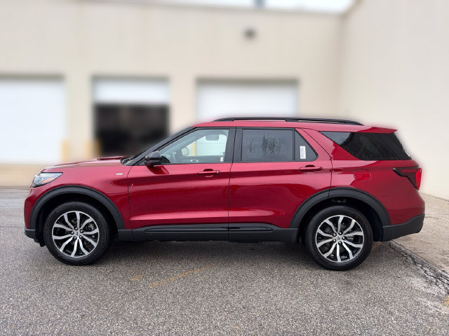 New 2027 Ford Explorer ST-Line AWD/4WD image 10