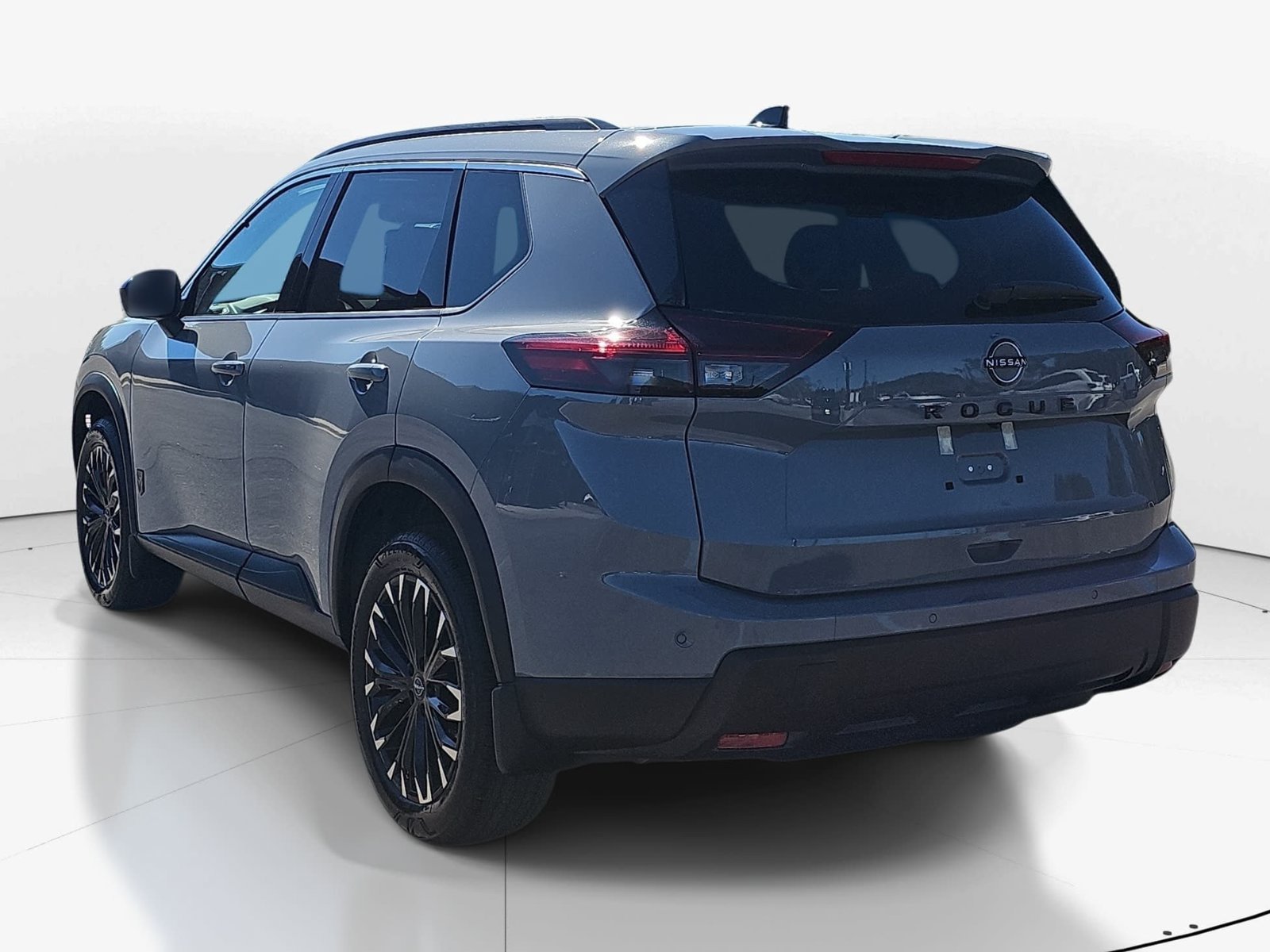 New 2027 Nissan Rogue Dark Armor FWD image 8