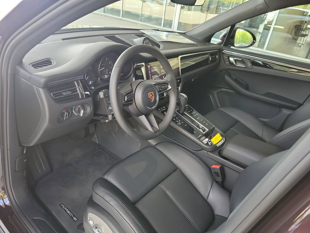 New 2026 Porsche Macan AWD/4WD image 14