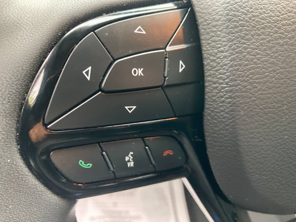 Used 2023 Jeep Cherokee Altitude Lux w/ Elite Group AWD/4WD image 42