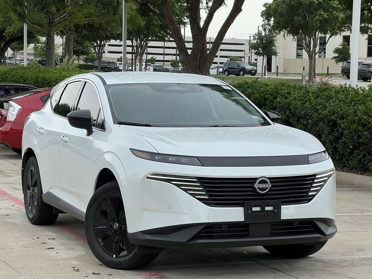 Certified 2025 Nissan Murano SV FWD image 2