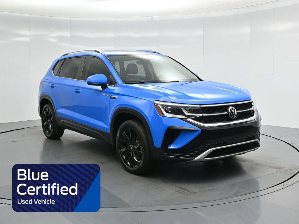 Used 2022 Volkswagen Taos SEL w/ Panoramic Sunroof Package