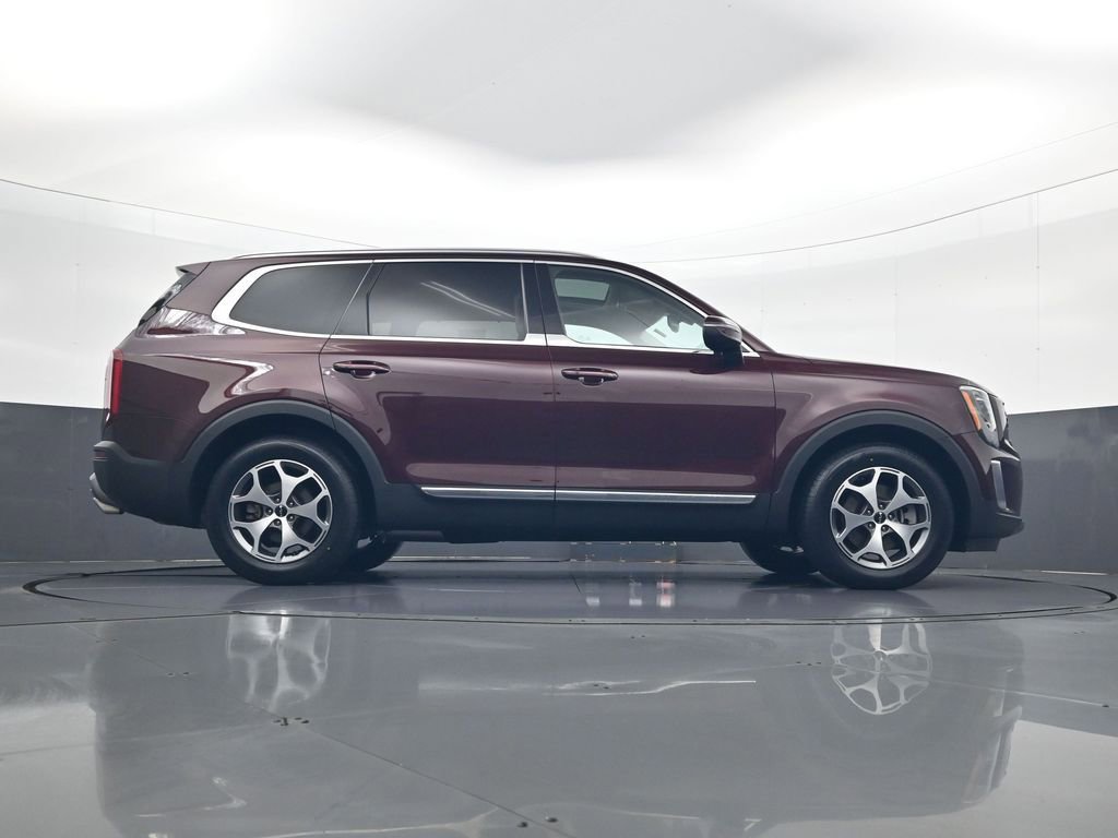 Used 2022 Kia Telluride EX image 25