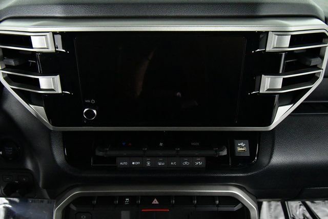 New 2026 Toyota Tundra SR5 image 4