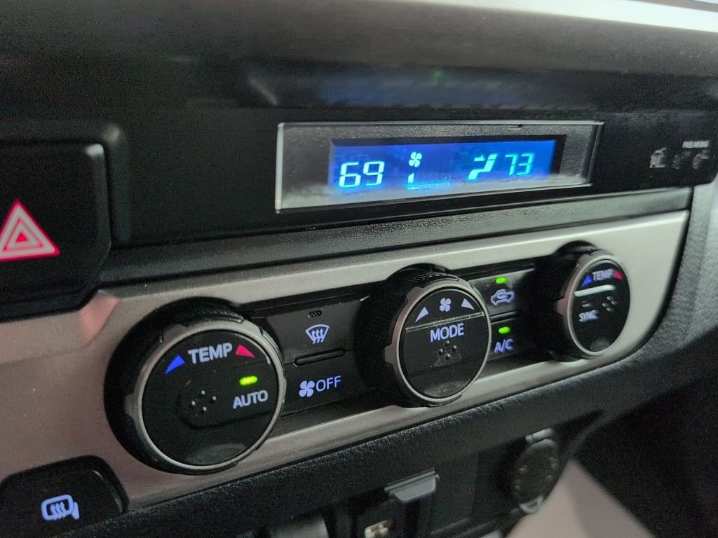 Used 2022 Toyota Tacoma SR5 w/ Technology Package RWD image 23