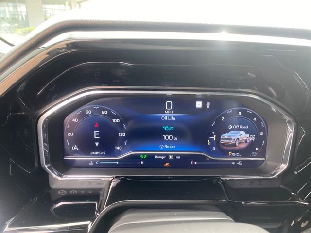 Used 2023 Chevrolet Silverado 1500 LT AWD/4WD image 19