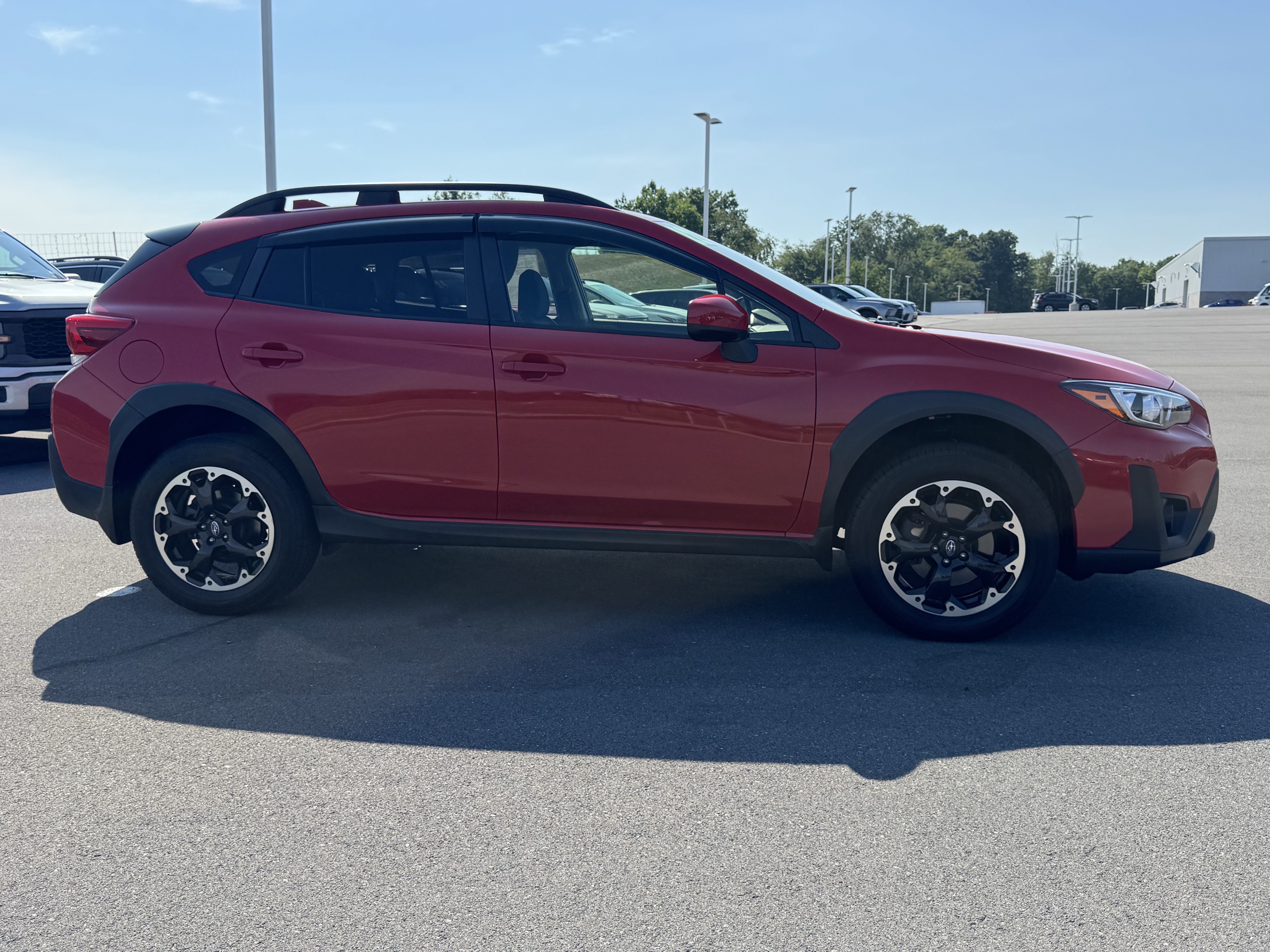 Certified 2022 Subaru Crosstrek 2.0i Premium AWD/4WD image 2