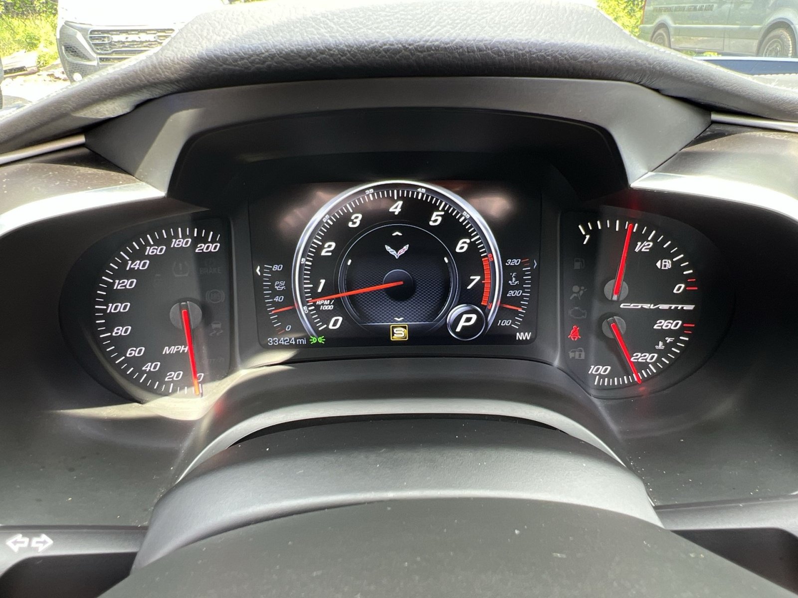 Used 2019 Chevrolet Corvette Stingray Coupe w/ Z51 1LT RWD image 22