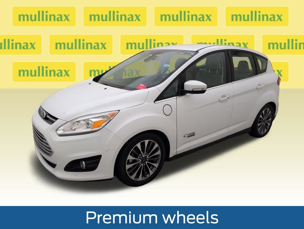 Used 2017 Ford C-MAX Energi Titanium w/ Equipment Group 501A FWD image 11