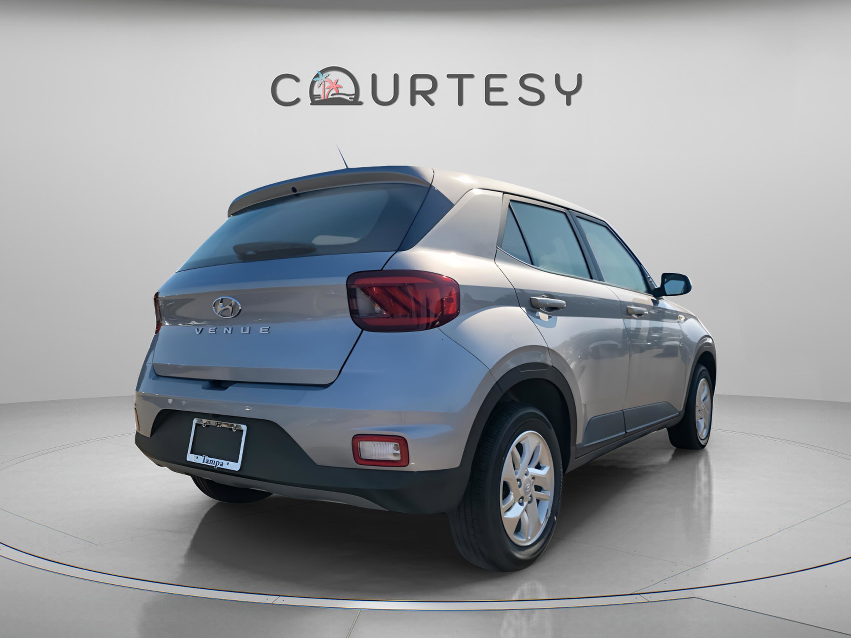 New 2026 Hyundai Venue SE image 4