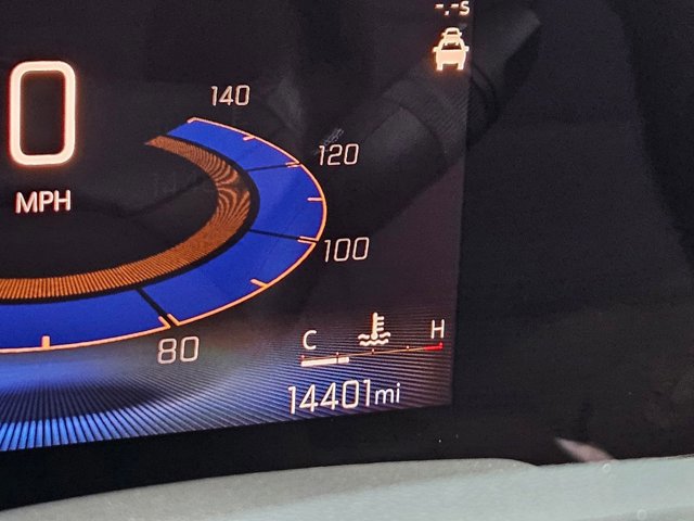 Used 2024 Chevrolet Trax LT w/ Driver Confidence Package FWD image 11