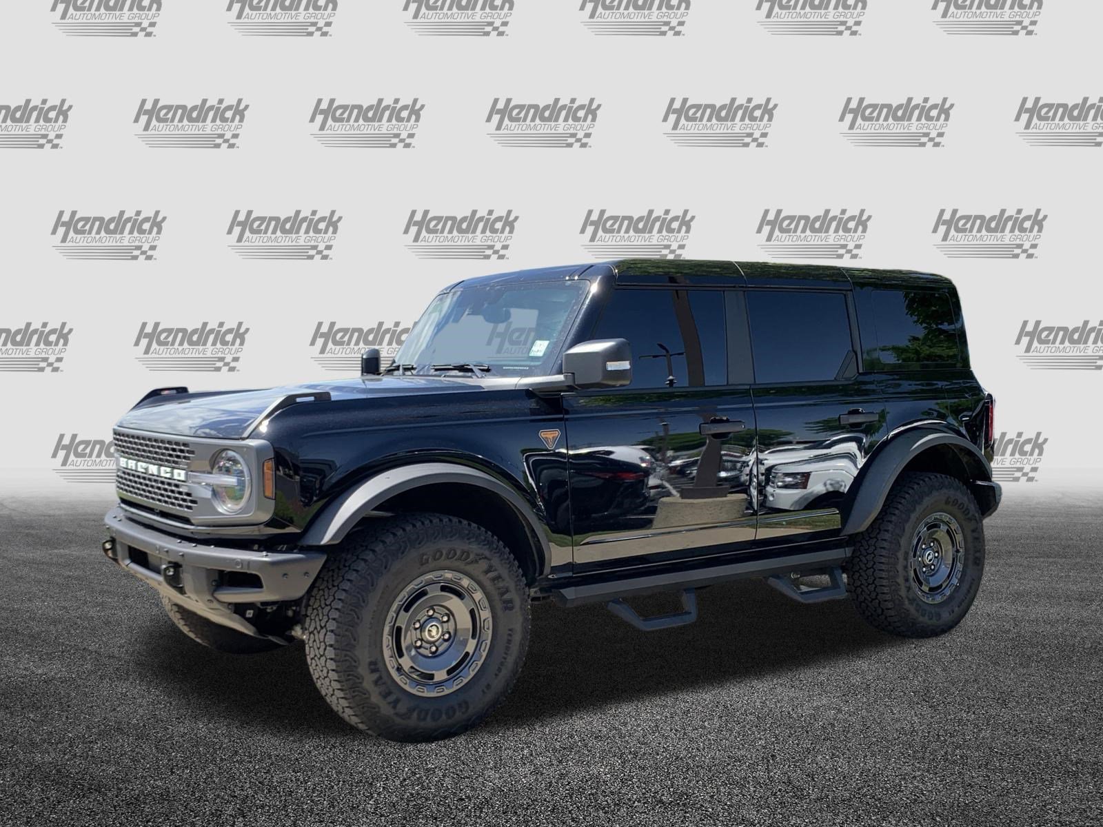 Used 2025 Ford Bronco Badlands AWD/4WD image 5