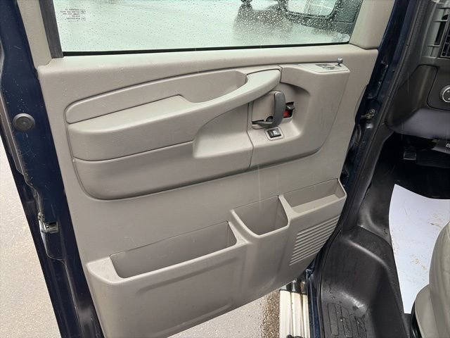 Used 2014 Chevrolet Express 3500 LS image 8