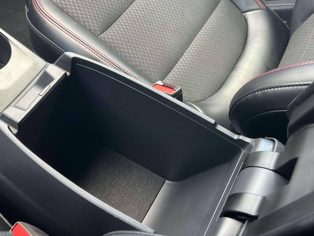 Used 2025 Ford Escape ST-Line FWD image 36