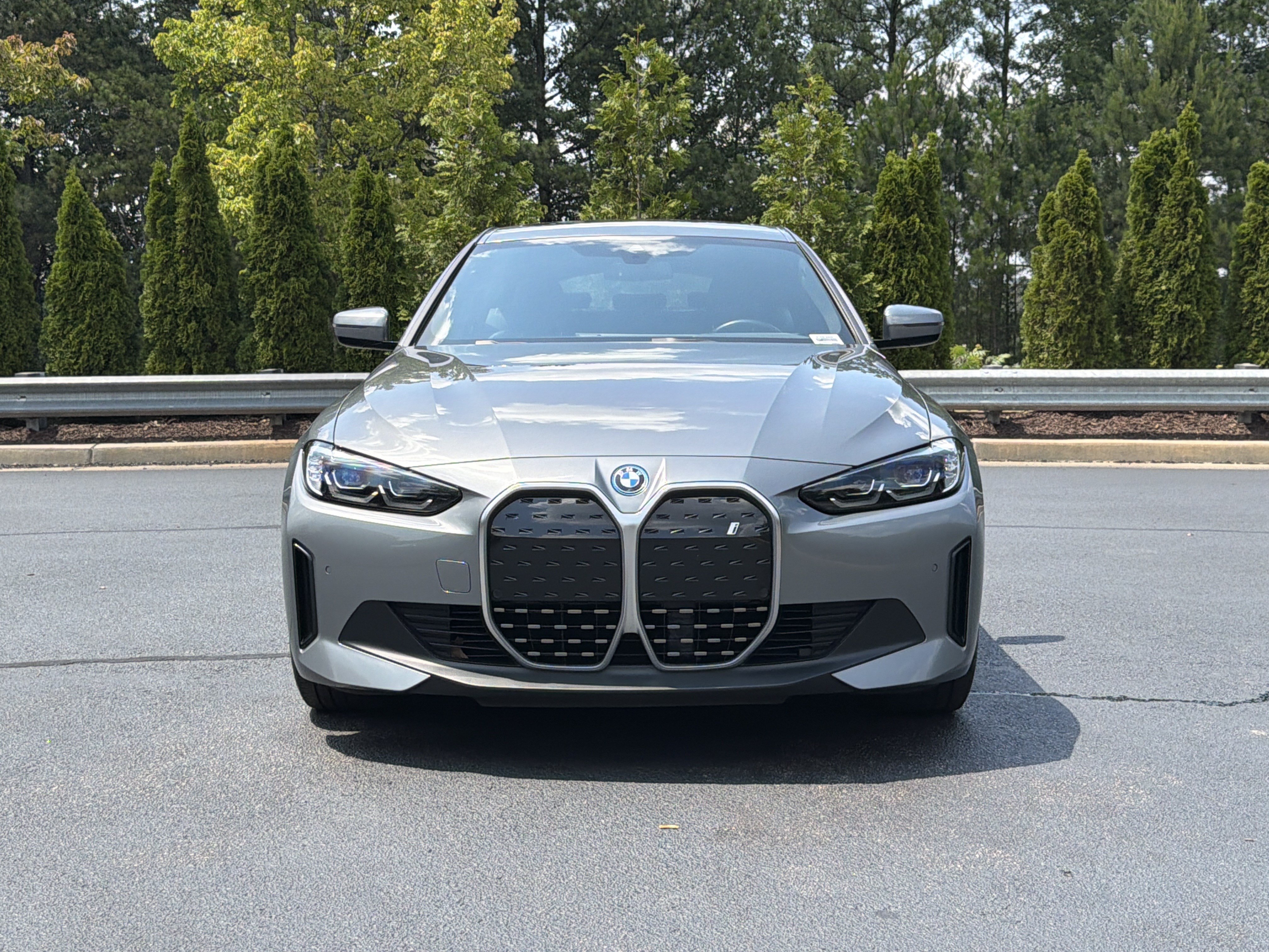 Used 2023 BMW i4 eDrive35 RWD image 12