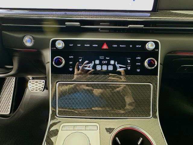 New 2026 Genesis GV80 3.5T e-SC AWD/4WD image 14