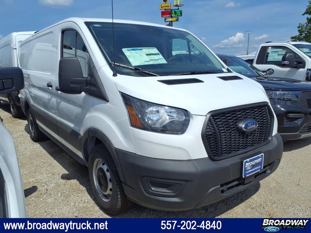 New 2025 Ford Transit 150 Low Roof