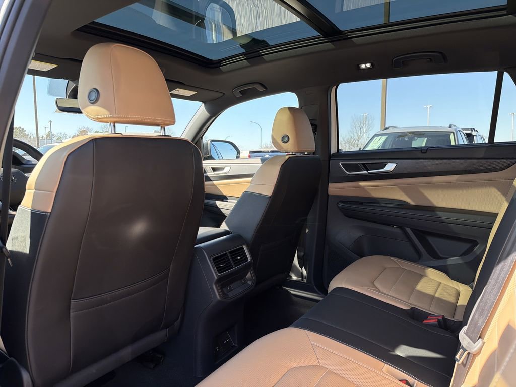 New 2026 Volkswagen Atlas Cross Sport SEL R-Line image 13