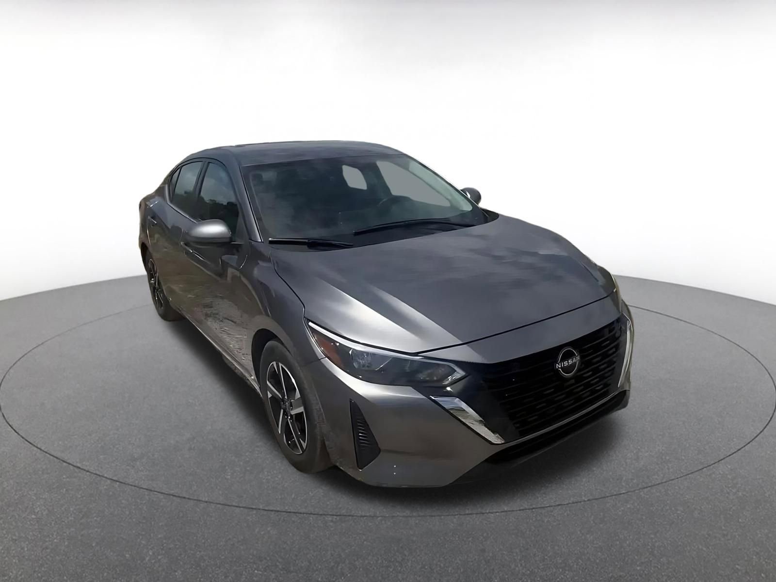 Used 2025 Nissan Sentra SV image 3