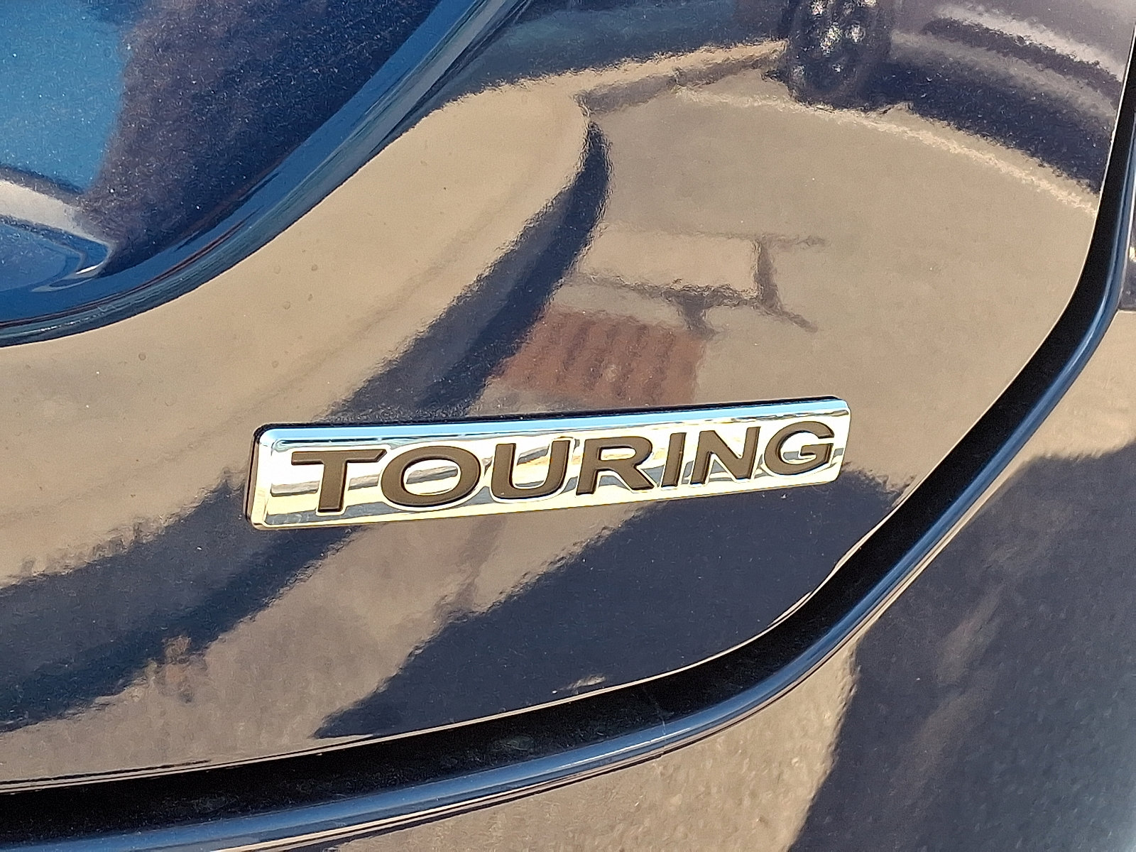 New 2025 Honda Pilot Touring image 12