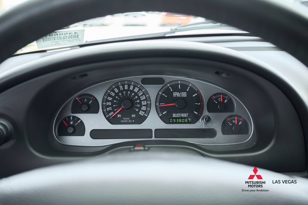 Used 2003 Ford Mustang Mach 1 RWD image 23