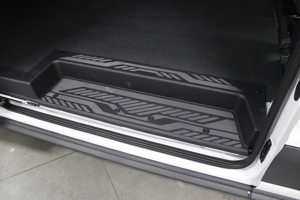 New 2026 Ford Transit 250 148 Medium Roof w/ Load Area Protection Package RWD image 26