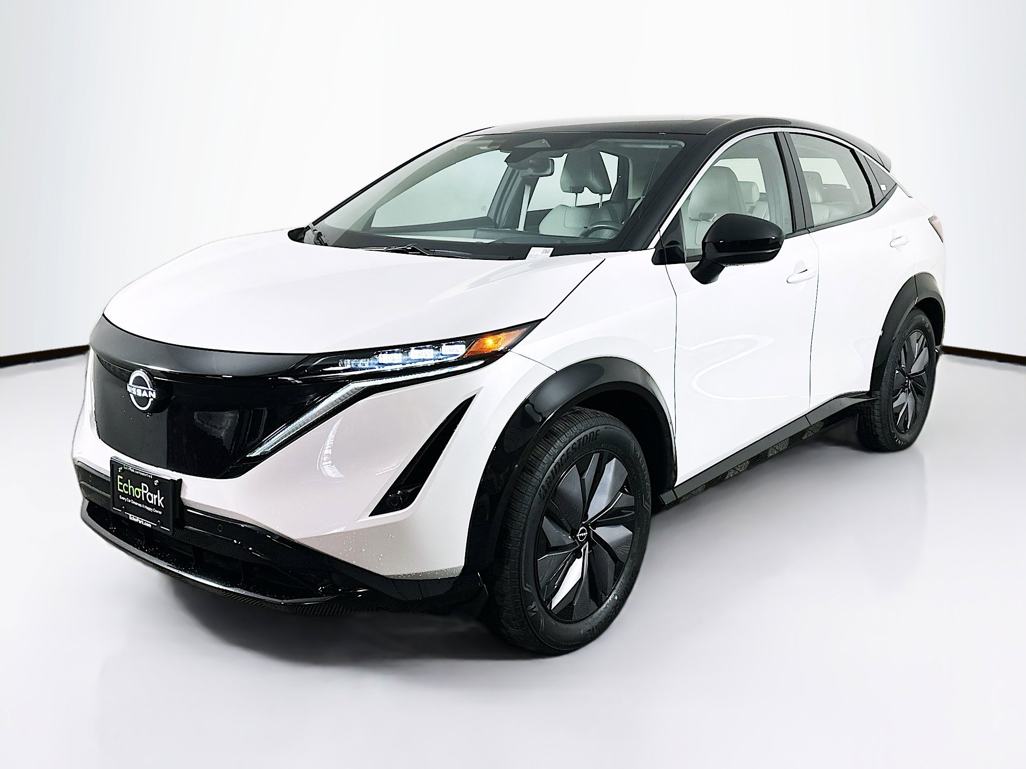 Used 2023 Nissan Ariya FWD image 3