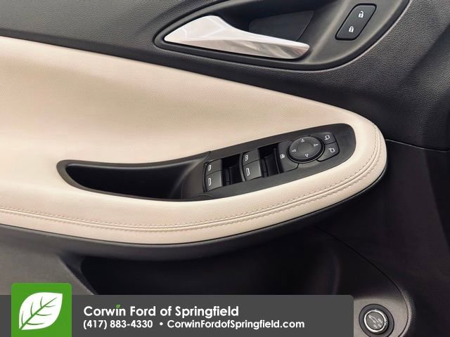 Used 2022 Buick Encore GX Select image 33