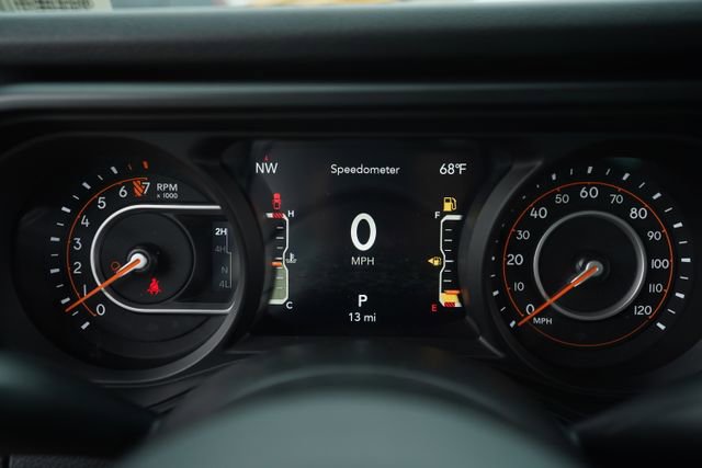 New 2025 Jeep Gladiator Sport image 28