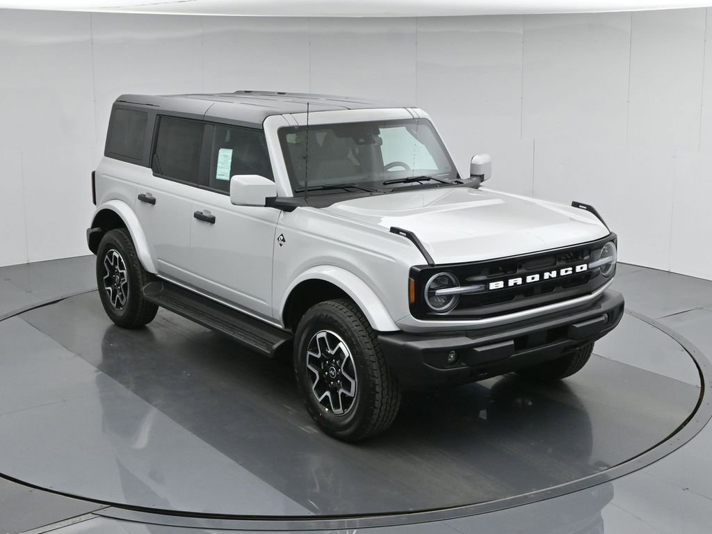 New 2026 Ford Bronco Outer Banks AWD/4WD image 38
