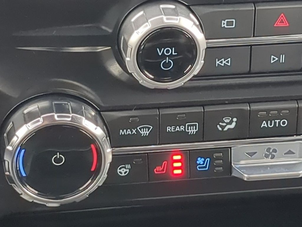 New 2026 Ford F350 Lariat AWD/4WD image 22