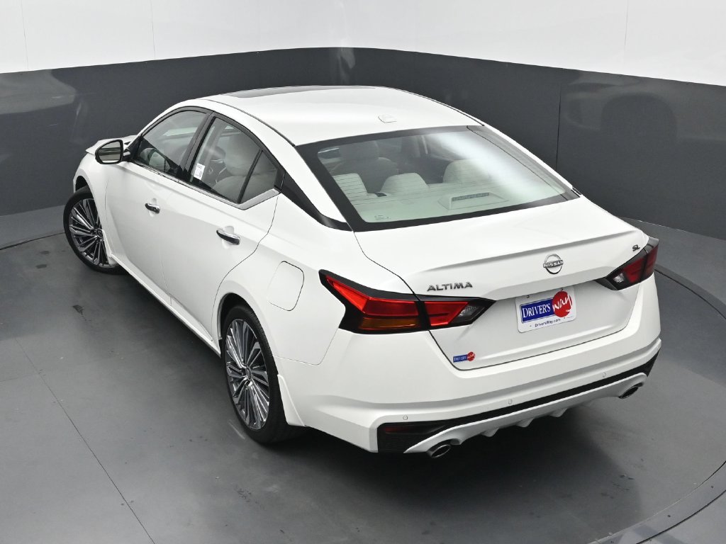 Used 2024 Nissan Altima 2.5 SL FWD image 34