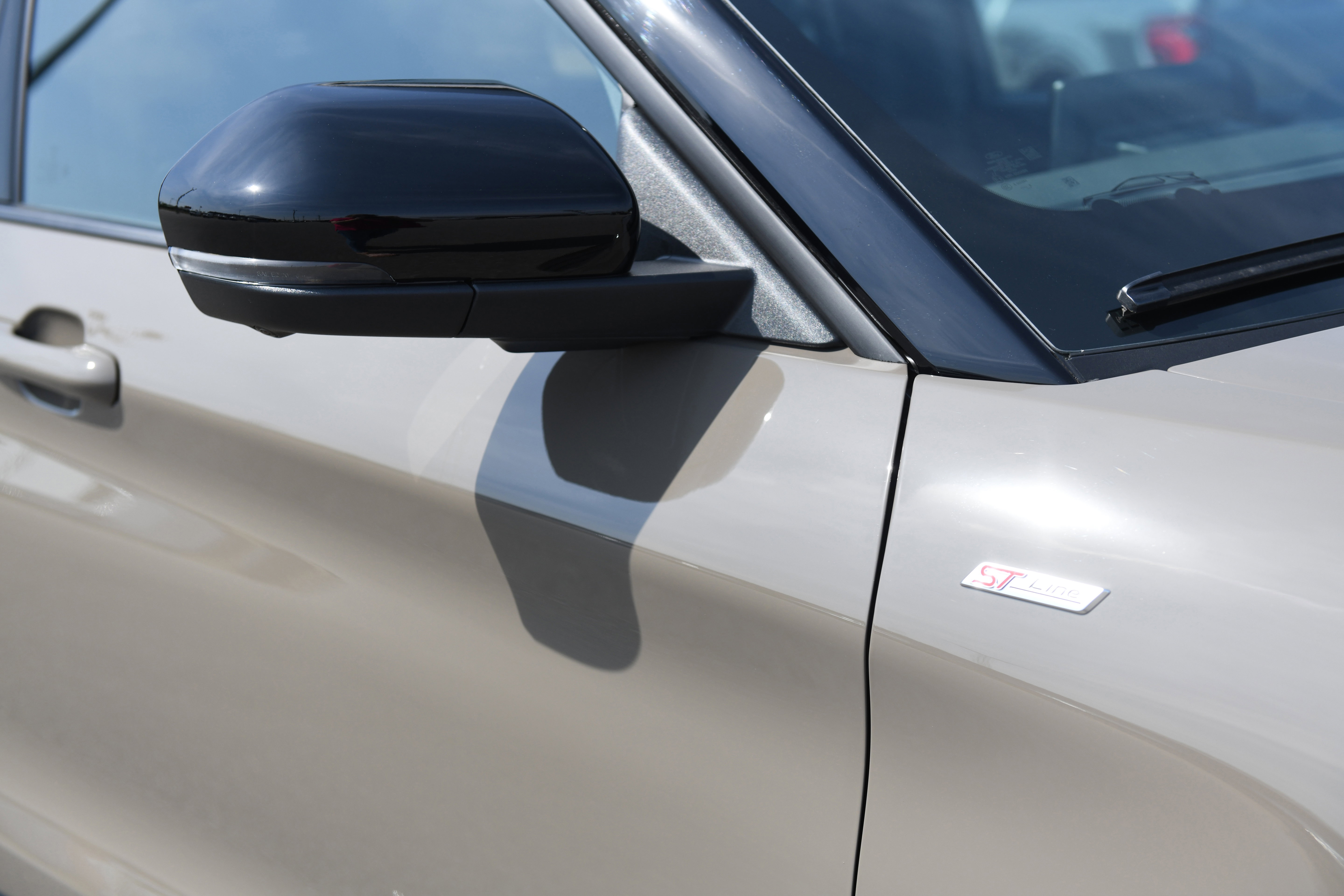 New 2026 Ford Explorer ST-Line RWD image 6