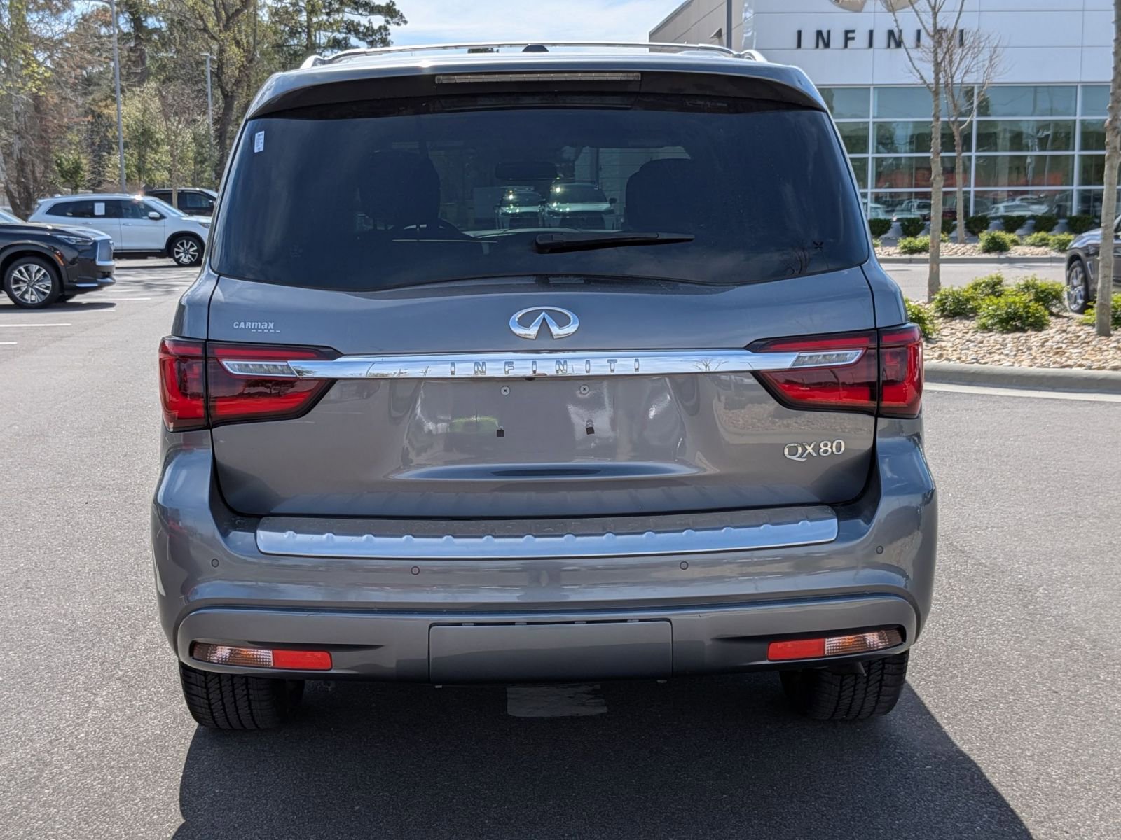 Used 2019 INFINITI QX80 Luxe w/ Proassist Package image 4