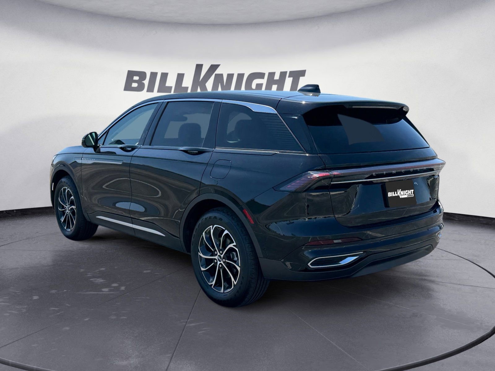 New 2026 Lincoln Nautilus Premier image 3