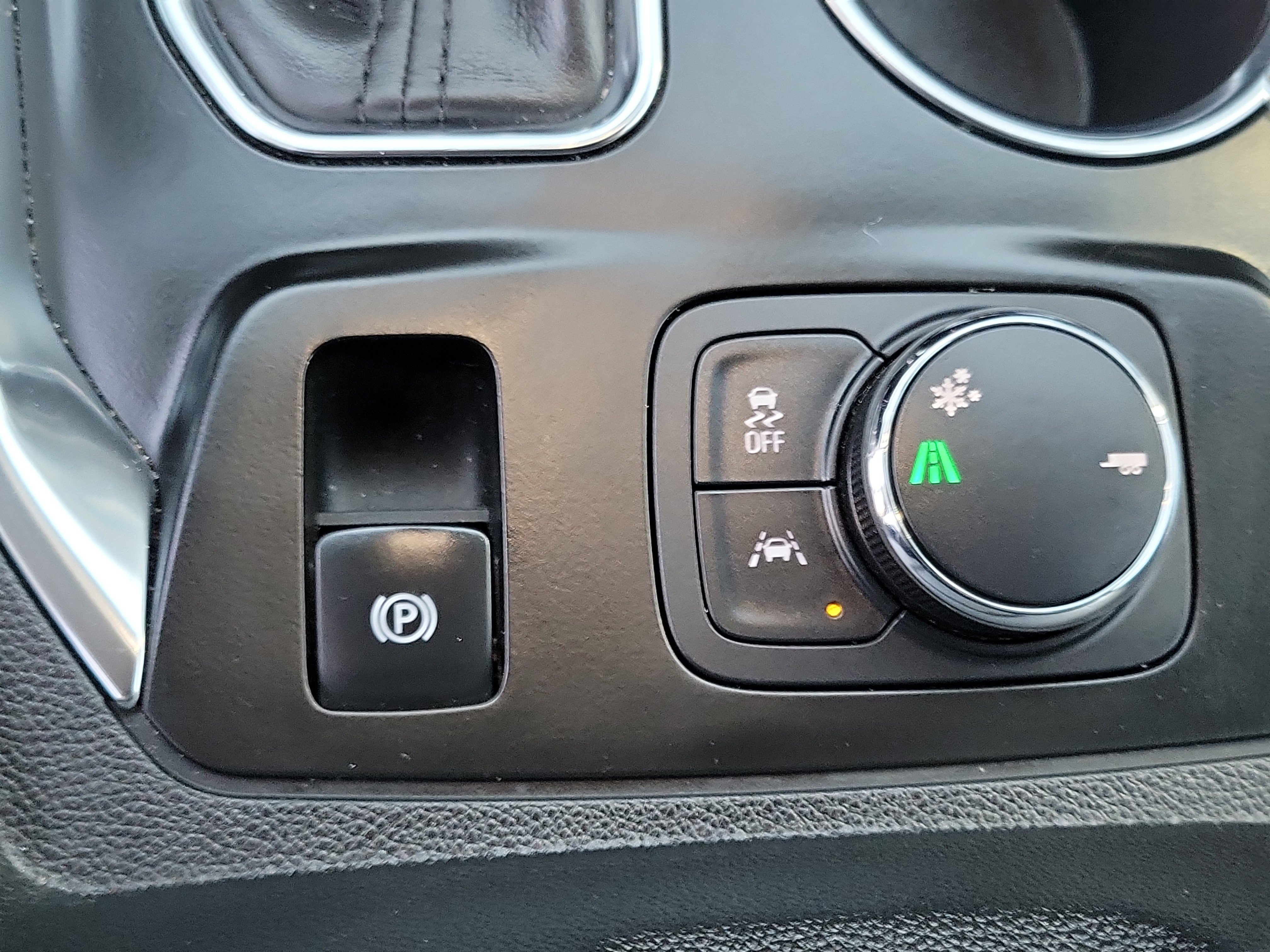 Used 2021 Chevrolet Traverse High Country image 17